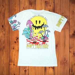 Weekend Warrior Men Awesome‎ Rare Print T-shirt Size M Medium